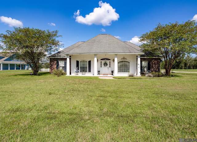 Property at 11546 Rosedale Rd, Port Allen, LA 70767, 4 beds, 2.5 baths