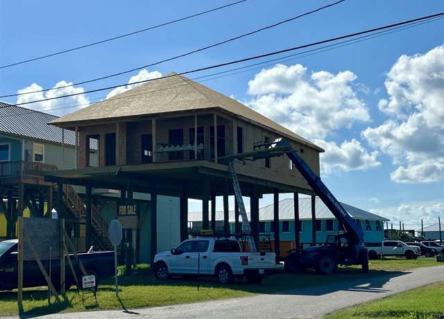 Property at 2653 Highway 1, Grand Isle, LA 70358, 4 beds, 3 baths