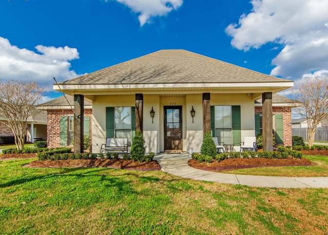 Property at 435 Glenwild Dr, Thibodaux, LA 70301, 3 beds, 2 baths