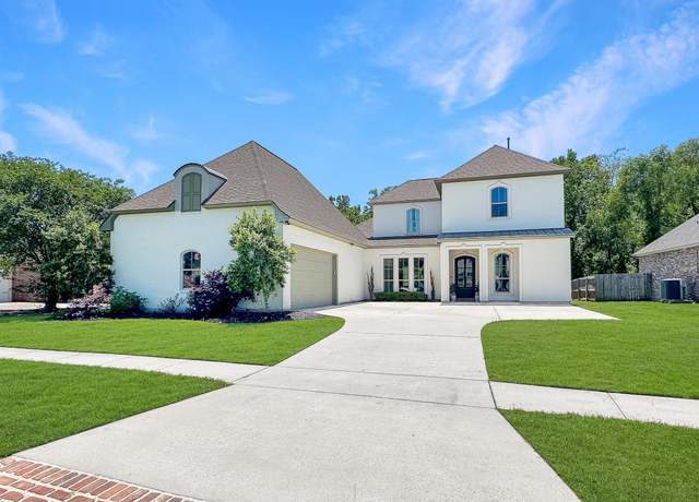 Property at 18103 Forest Hills Dr, Prairieville, LA 70769, 5 beds, 4 baths