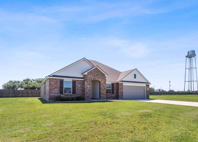 Property at 23135 Planters Dr, Vacherie, LA 70090, 4 beds, 2 baths