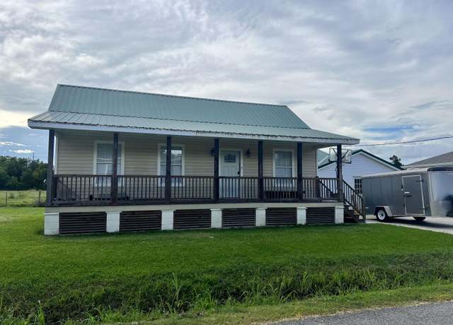 Property at 375 Buchannan St, Larose, LA 70345, 4 beds, 2 baths