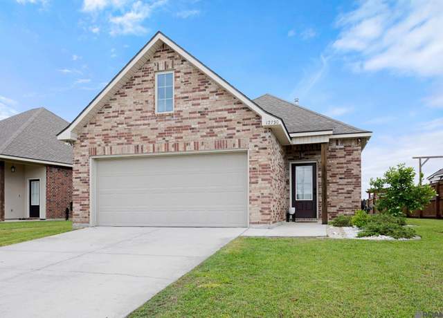 Property at 12730 Fairwood Ct, Baton Rouge, LA 70816, 3 beds, 2 baths