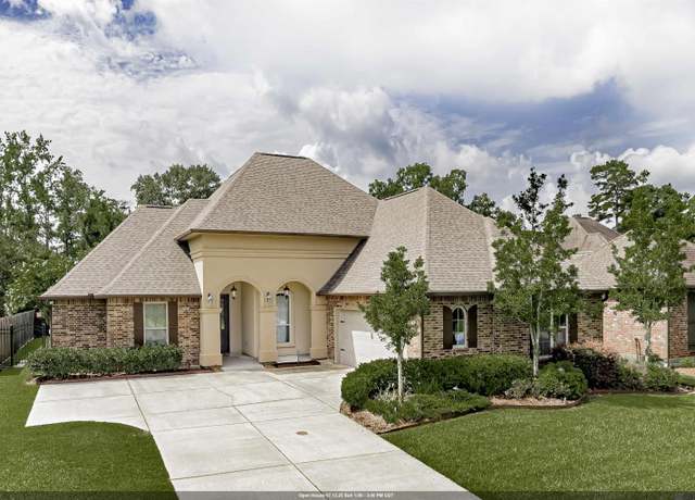 Property at 8114 Superior Dr, Denham Springs, LA 70726, 3 beds, 2.5 baths