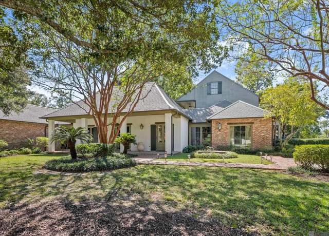 Property at 16026 Highland Bluff Ct, Baton Rouge, LA 70810, 4 beds, 4.5 baths