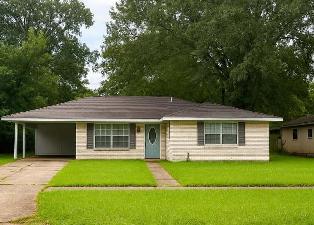 Property at 449 Fountainbleau Dr, Baton Rouge, LA 70819, 3 beds, 1.5 baths
