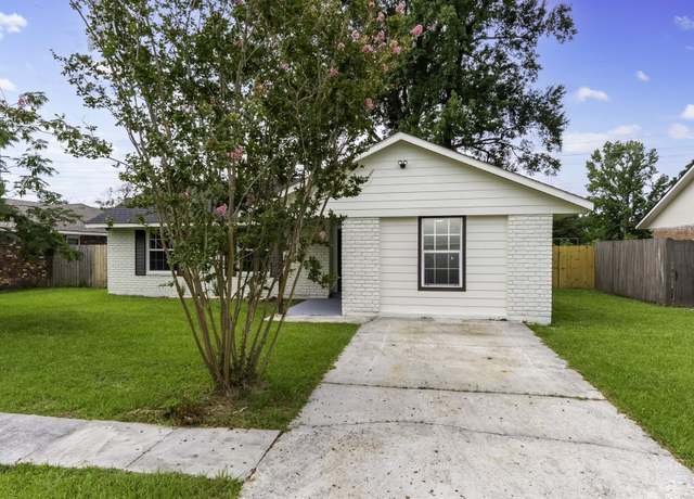 Property at 16616 London Ave, Baton Rouge, LA 70819, 4 beds, 2 baths