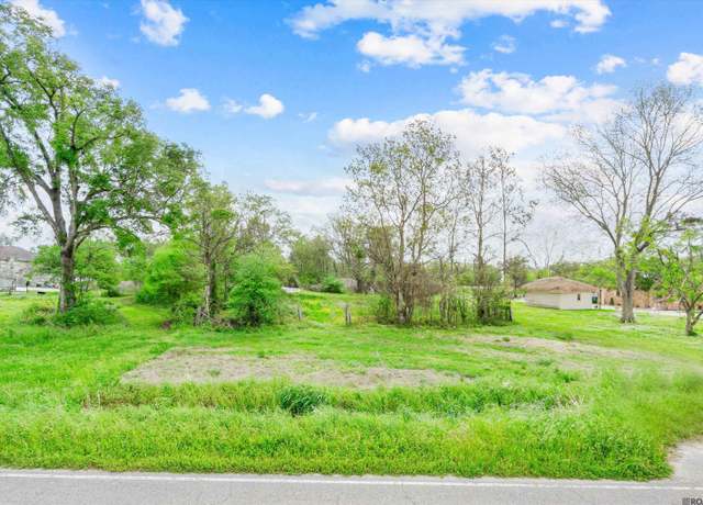 Property at 5726 Flynn Rd, Port Allen, LA 70767