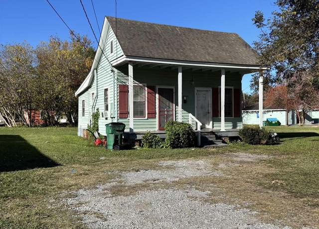 Property at 58340 Court St, Plaquemine, LA 70764, 2 beds, 1 bath