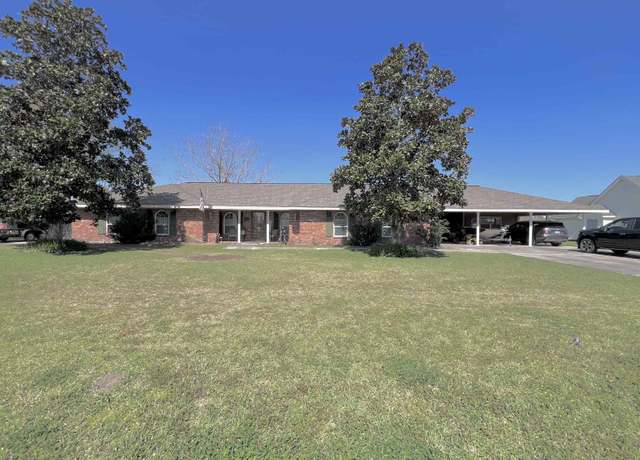 Property at 101 Bayou Bend Dr, Houma, LA 70364, 3 beds, 2 baths