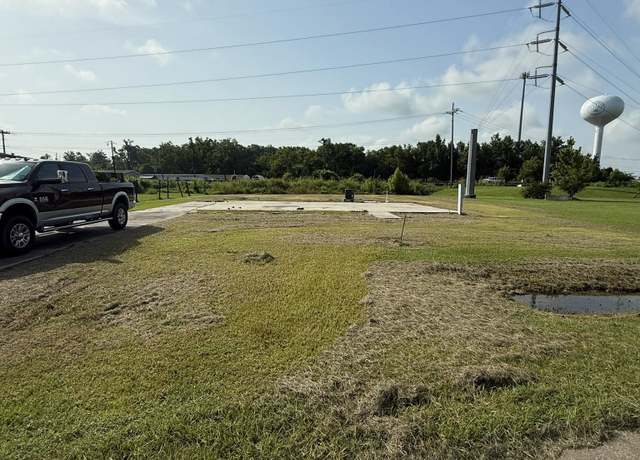 Property at 143 Primrose Dr, Thibodaux, LA 70301