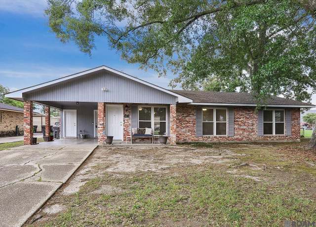 Property at 6063 Glen Oaks Dr, Baton Rouge, LA 70811, 3 beds, 1.5 baths