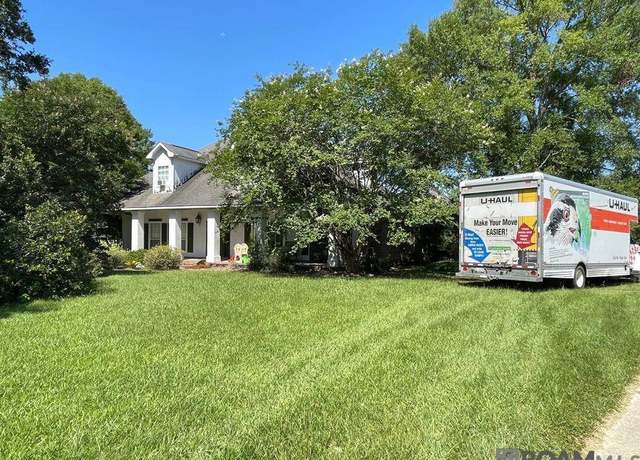 Property at 37329 Oak Grove Ct, Denham Springs, LA 70706, 4 beds, 2 baths