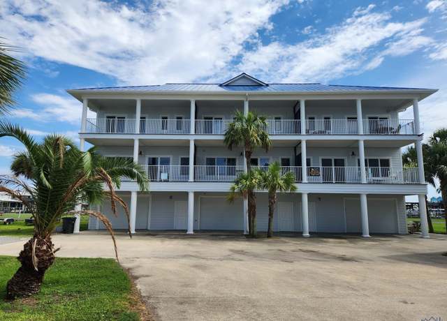 Property at 411 Admiral Craik Dr #5, Grand Isle, LA 70358, 3 beds, 2.5 baths