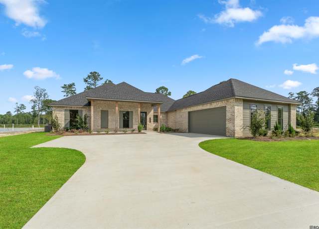 Property at 9117 Hillon Hood Rd, Denham Springs, LA 70726, 4 beds, 3.5 baths