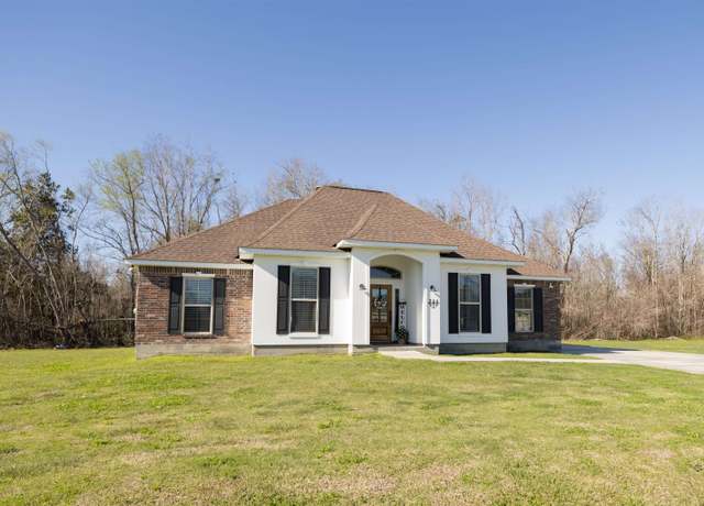 Property at 244 Turner St, Schriever, LA 70395, 4 beds, 3 baths