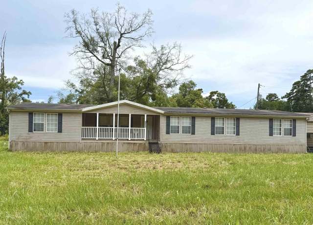 Property at 9954 Cochise Dr, Denham Springs, LA 70726, 4 beds, 2 baths