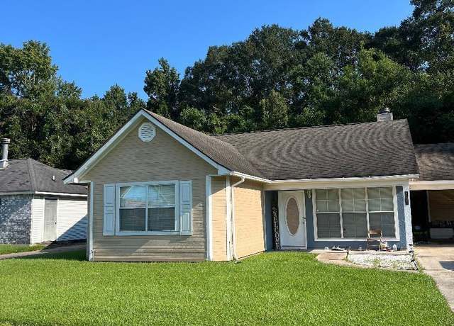 Property at 5601 Tigre Chenes Ct, Baker, LA 70714, 3 beds, 2 baths