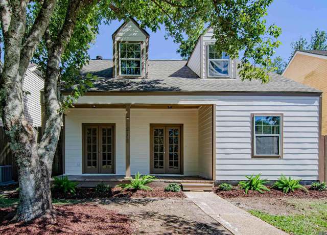 Property at 1431 Lila St, Baton Rouge, LA 70820, 3 beds, 2 baths