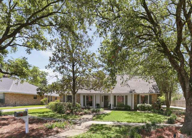 Property at 14112 Harwood Ave, Baton Rouge, LA 70816, 4 beds, 2.5 baths
