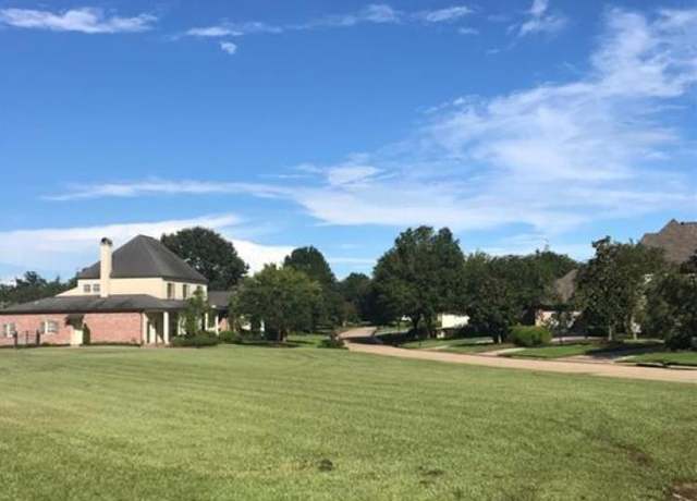 Property at 18031 N Mission Hills Ave, Baton Rouge, LA 70810