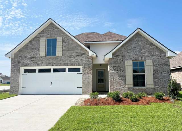 Property at 1205 Lakehaven Dr, Gonzales, LA 70737, 4 beds, 3 baths