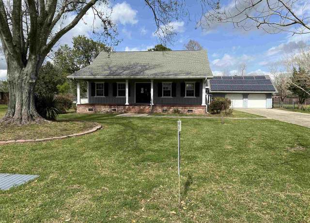 Property at 106 Sandalwood Dr, Gray, LA 70359, 3 beds, 3 baths