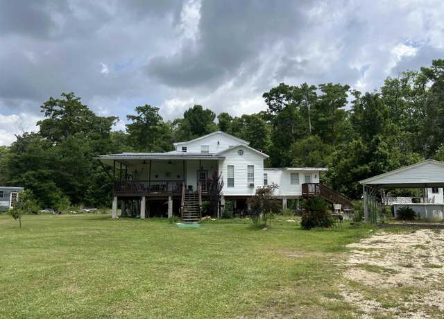 Property at 16721 Carthage Bluff Rd, Springfield, LA 70462, 4 beds, 2.5 baths