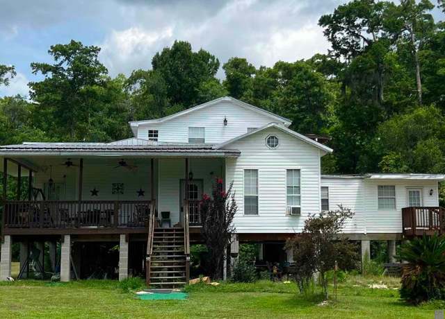 Property at 16721 Carthage Bluff Rd, Springfield, LA 70462, 4 beds, 2.5 baths