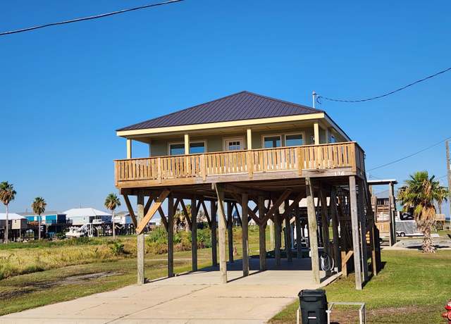 Property at 136 Collins Ln, Grand Isle, LA 70358, 3 beds, 2 baths