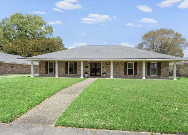 Property at 12351 Brookshire Ave, Baton Rouge, LA 70815, 4 beds, 2.5 baths