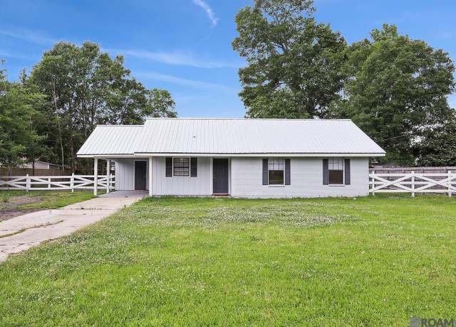 Property at 27489 Country Dr, Walker, LA 70785, 3 beds, 2 baths
