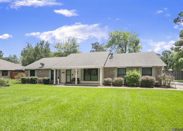 Property at 1620 Rollins Rd, Zachary, LA 70791, 3 beds, 2 baths