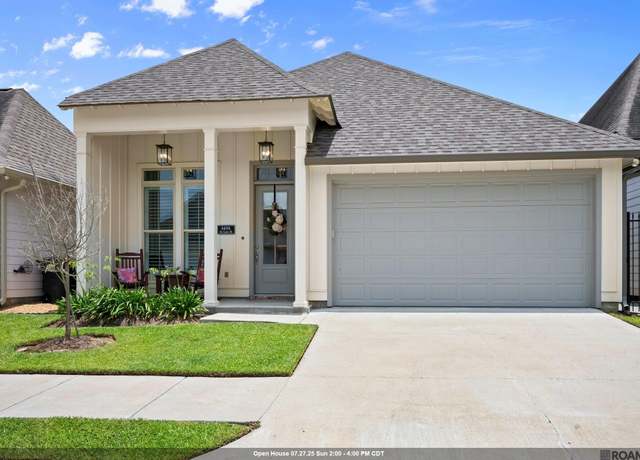 Property at 6606 Oak Garden Dr, Baton Rouge, LA 70816, 3 beds, 2 baths
