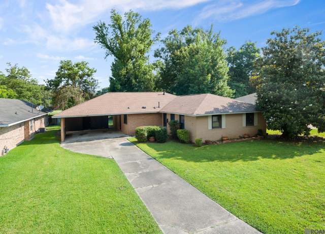 Property at 2525 79th Ave, Baton Rouge, LA 70807, 4 beds, 2 baths