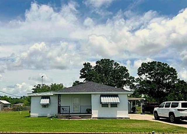 Property at 10179 East Main St, Houma, LA 70363, 3 beds, 2 baths