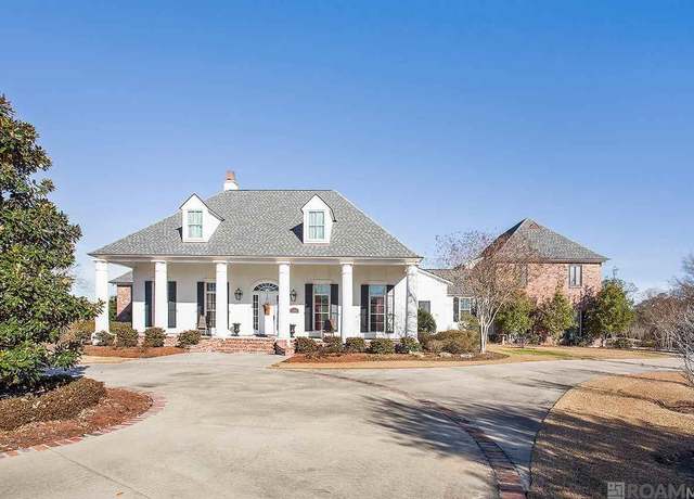 Property at 2555 N Turnberry Ave, Zachary, LA 70791, 6 beds, 5 baths