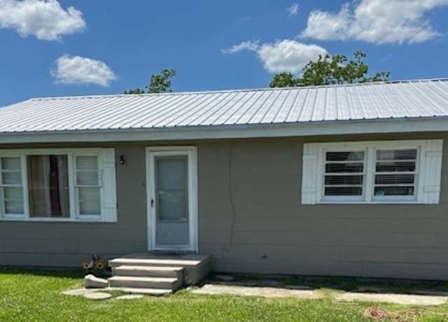 Property at 202 Allen St, Schriever, LA 70395, 2 beds, 1 bath