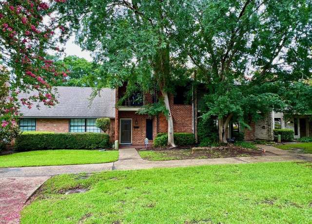 Property at 10139 Runnymede Ave #8, Baton Rouge, LA 70815, 2 beds, 2.5 baths