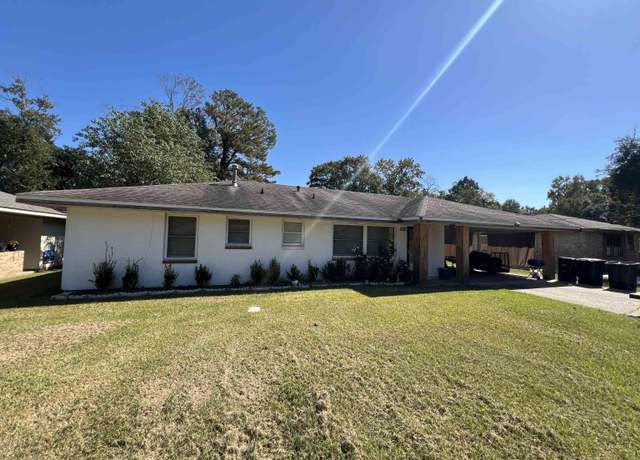Property at 8860 Sharon Hills St, Baton Rouge, LA 70811, 3 beds, 2 baths