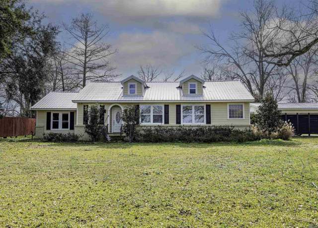 Property at 9620 Island Rd, Ventress, LA 70783, 3 beds, 2 baths