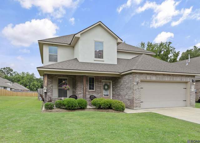 Property at 2189 Meadow Hill Ave, Zachary, LA 70791, 5 beds, 2.5 baths