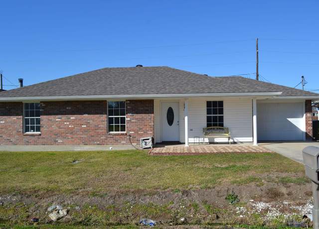 Property at 108 North Terrebonne Dr, Gray, LA 70359, 3 beds, 2 baths