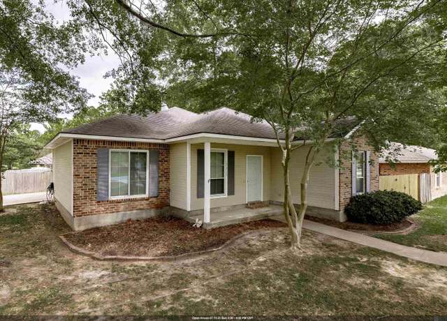 Property at 17213 Ashton Ave, Greenwell Springs, LA 70739, 3 beds, 2 baths