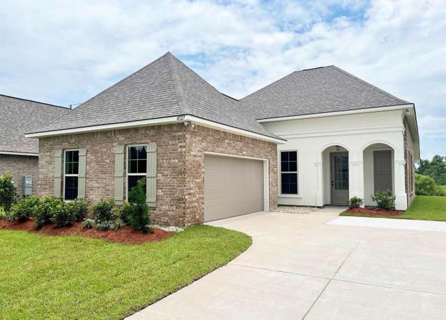 Property at 41327 Marsh Ln, Gonzales, LA 70737, 3 beds, 2 baths