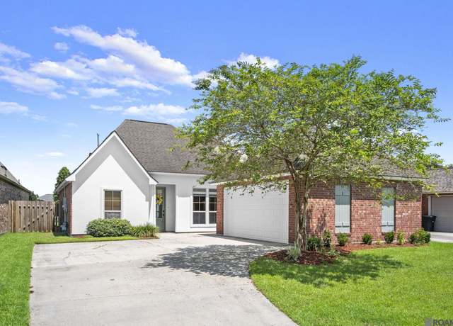 Property at 10931 Springtree Ave, Baton Rouge, LA 70810, 3 beds, 2 baths