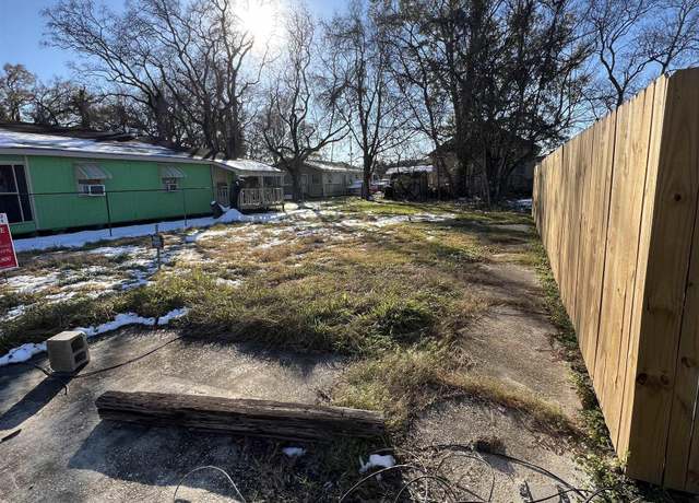 Property at 10575 Bertha St, Baton Rouge, LA 70807