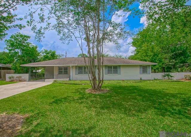 Property at 625 Elizabeth Dr, Baton Rouge, LA 70817, 3 beds, 2 baths