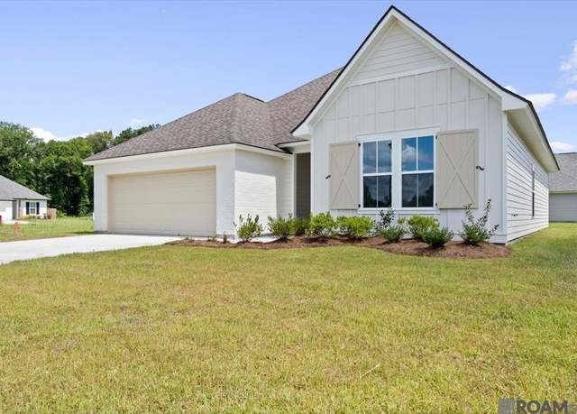 Property at 10443 Highpoint Dr, Denham Springs, LA 70706, 3 beds, 2 baths
