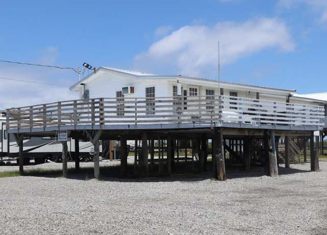 Property at 180 Rosethorne Ln, Grand Isle, LA 70358, 2 beds, 2 baths